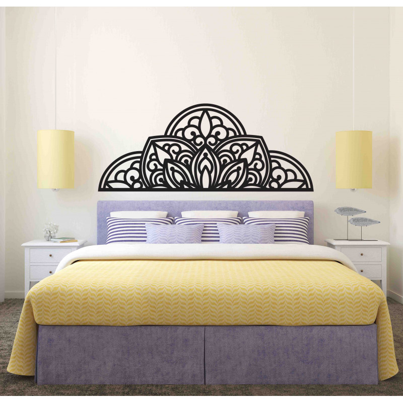 Drevený obraz na stenu polovičná mandala - BOHEMIA