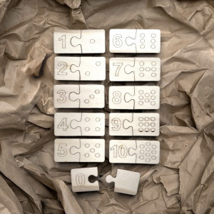 Montessori drevená vkladačka pre deti - dvojdielne - DOMINO 2