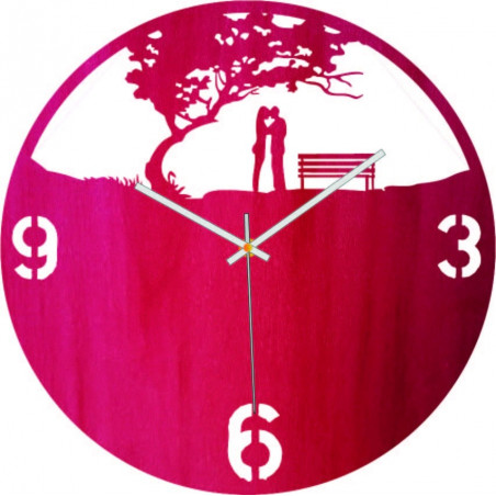 Drevené hodiny na stenu láska v parku - LOVE