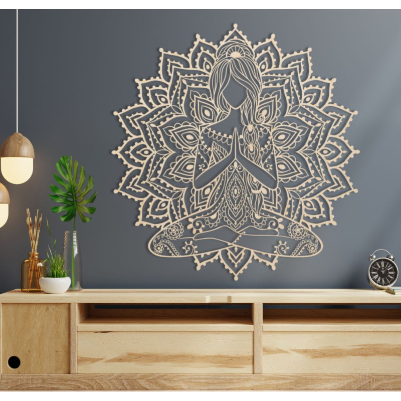 Drevená 3D mandala joga žena na stenu – dizajnová dekorácia do obývačky pre moderný a harmonický interiér.