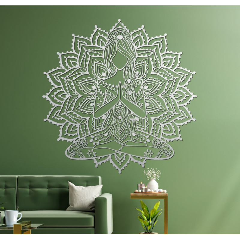 Drevená 3D mandala joga žena na stenu – dizajnová dekorácia do obývačky pre moderný a harmonický interiér.