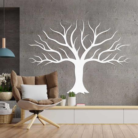 Elegantná drevená dekorácia stromu zaujme minimalistickým dizajnom a precíznym spracovaním.