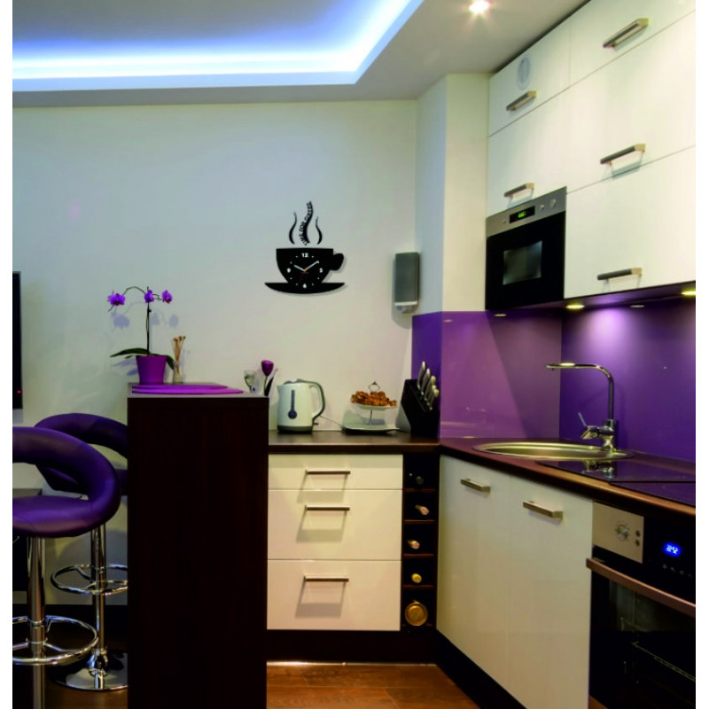 Moderné nástenné hodiny z plexiskla. Trendy hodiny na stenu ako darček. Hodiny X-momo. PMMA