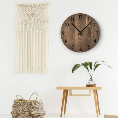 Ručne vyročené nástenné hodiny zo kvalitného dubu