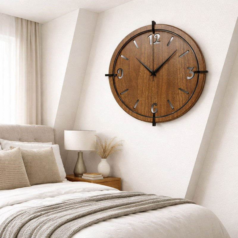 Elegantné drevené nástenné hodiny z orecha s výraznými číslami pre moderný interiér
