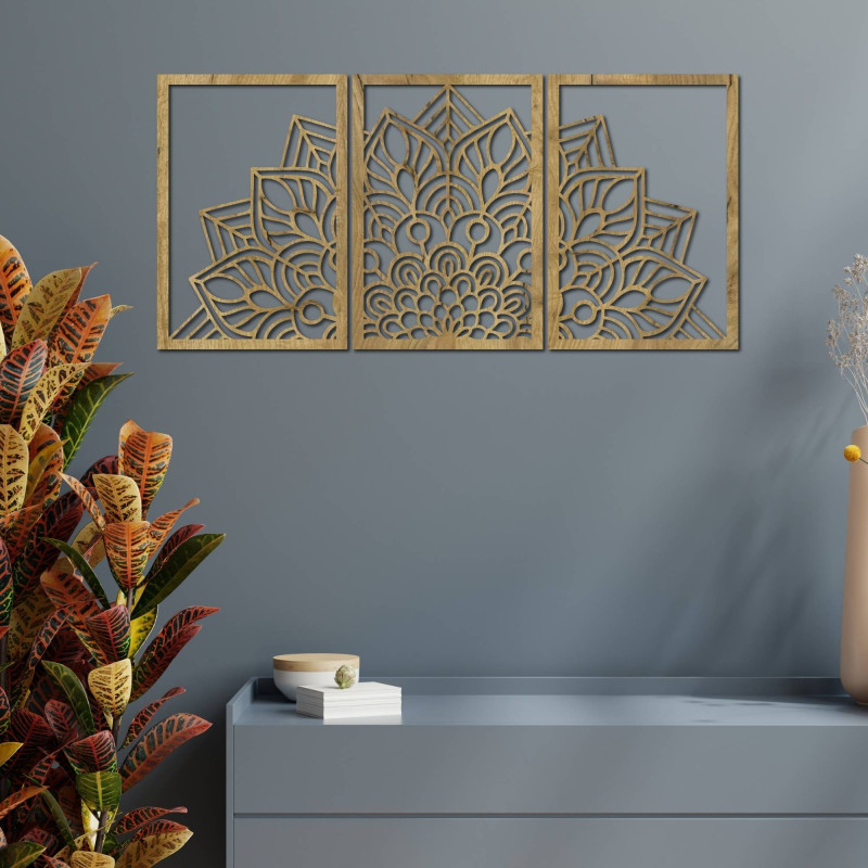 Precízne vyrezávaná mandala a hodiny. Spojenie umenia a prírodného materiálu.