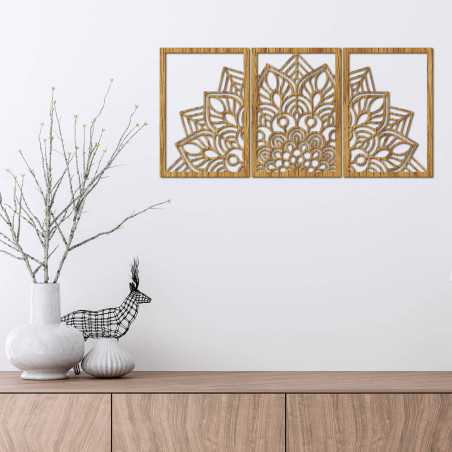 Harmonická čierna mandala a drevené hodiny. Dokonalý doplnok do každej izby.