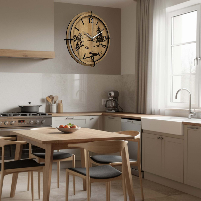 Moderné nástenné hodiny s motívom lesa a horskej krajiny