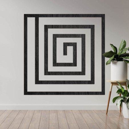 Dekorácia zaujme už na prvý pohľad svojím geometrickým rytmom, ktorý dodáva priestoru moderný a zároveň nadčasový vzhľad