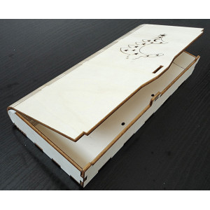 Darčeková krabička vyrobená z dreva rozmer: 27x12x3,5 cm