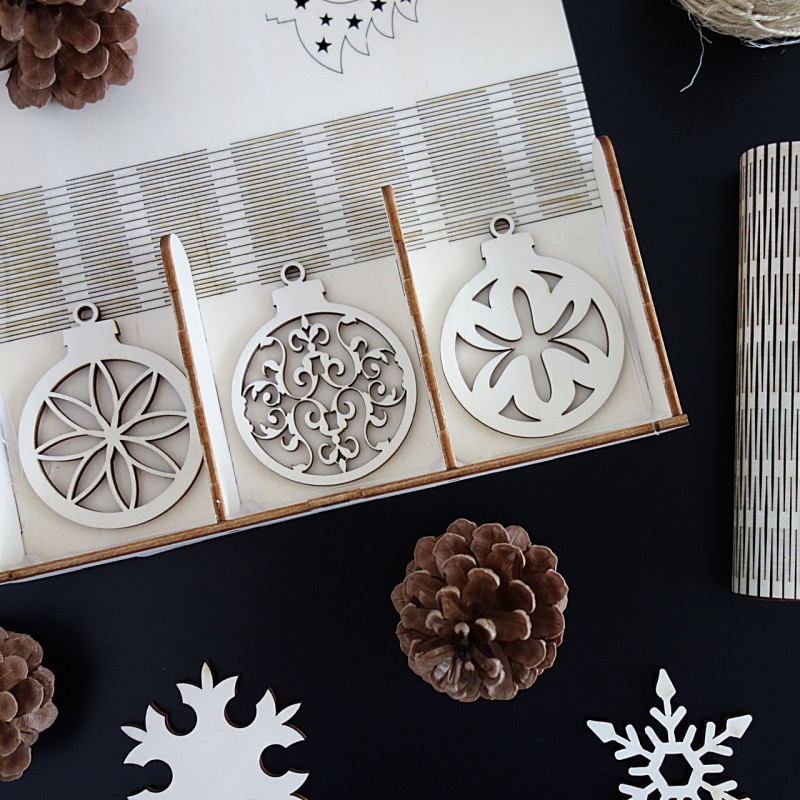 Sada drevených dekorácií na Vianoce, 1 sada-18 kusov