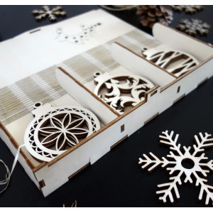 Wooden christmas decoration, set contains 18 pieces